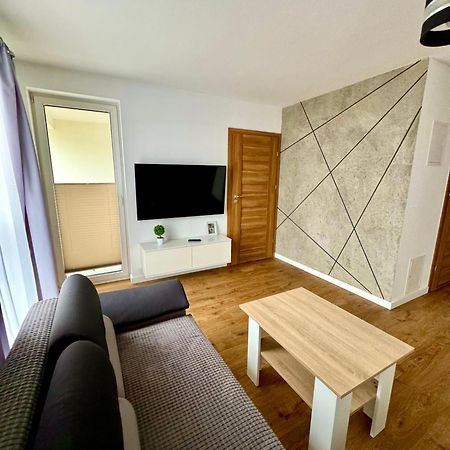 Jurajska Plaza - Nowoczesny Apartament Z Osobna Sypialnia, Parking Gratis - קילצה מראה חיצוני תמונה